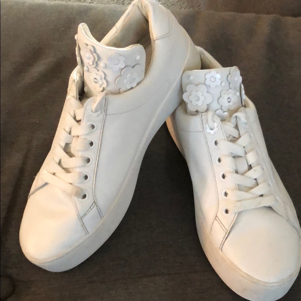 MICHAEL KORS LEATHER UPPER